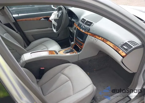 2007 Mercedes-Benz E 350 z USA, uszkodzony, nr VIN WDBUF56X57B015012